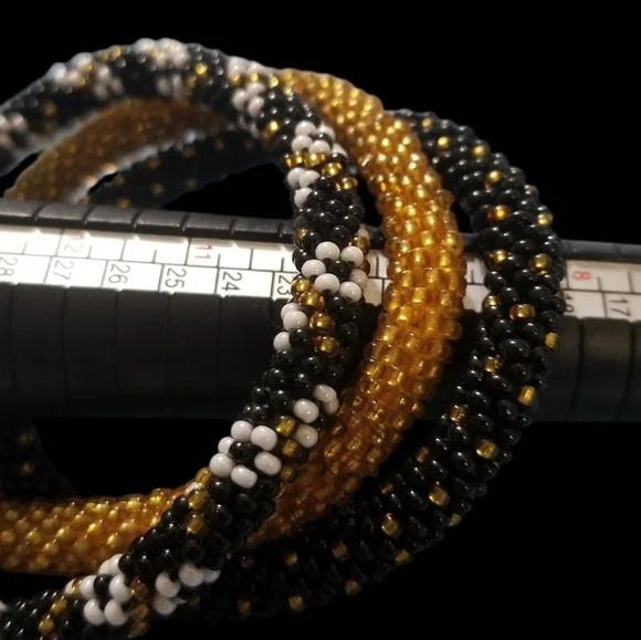 Nepal Roll on Bracelets - Black and Gold Set of 3 Handmade NWT - Picture 5 of 6